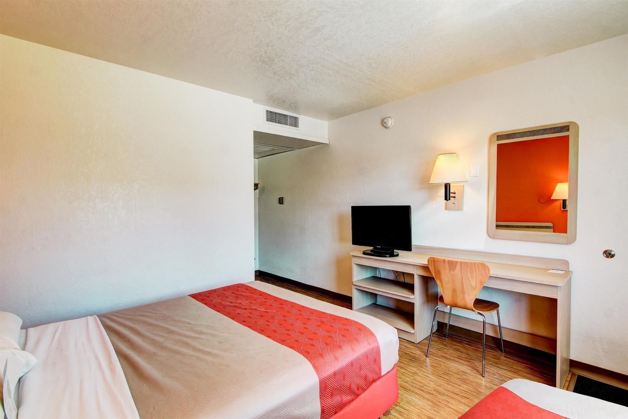 Motel 6-Denver, Co - Airport Dış mekan fotoğraf