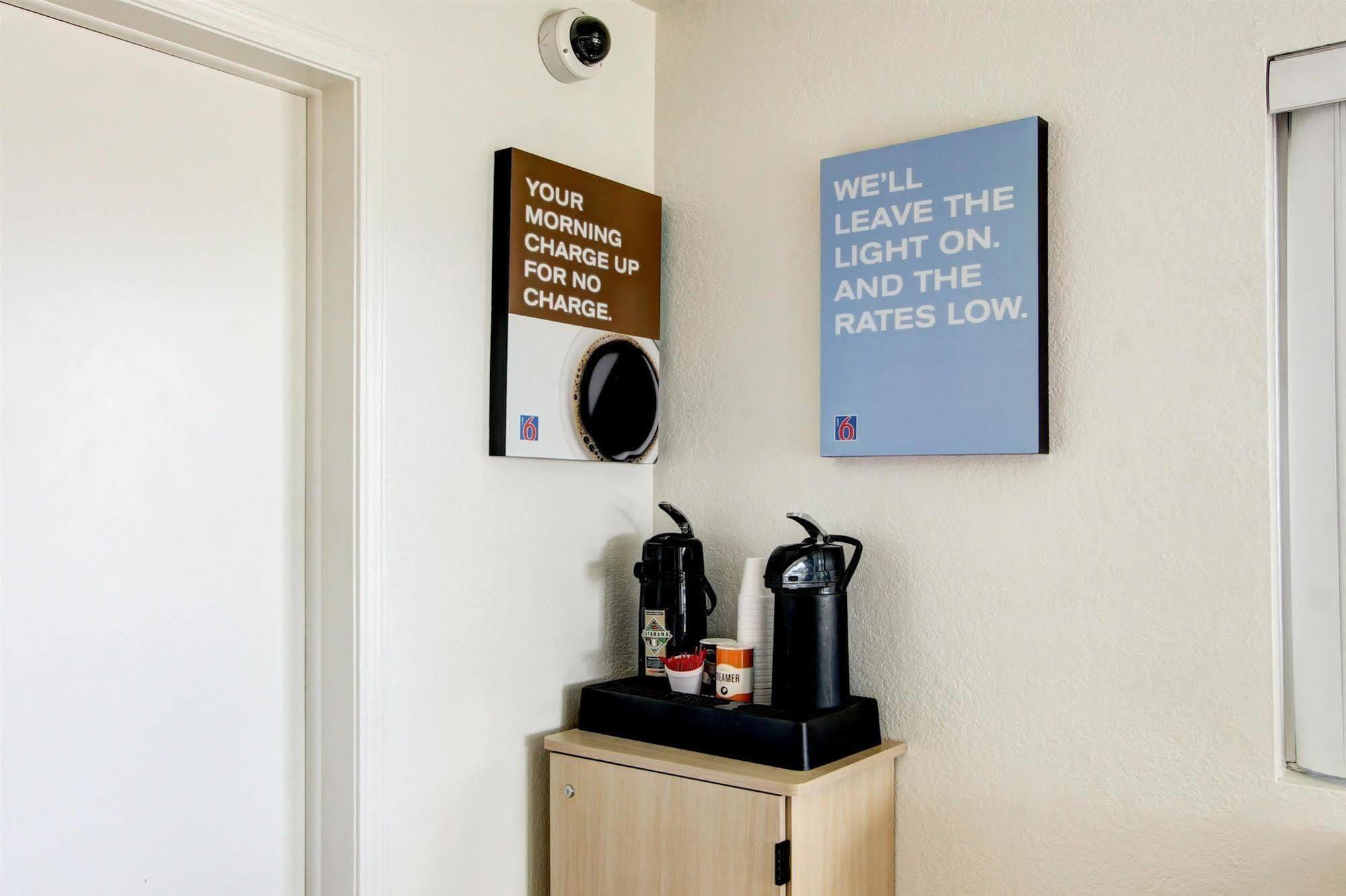 Motel 6-Denver, Co - Airport Dış mekan fotoğraf